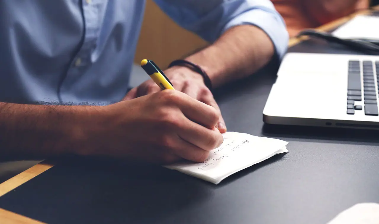 Intelligence Artificielle et productivité : Leviers d'optimisation et risques